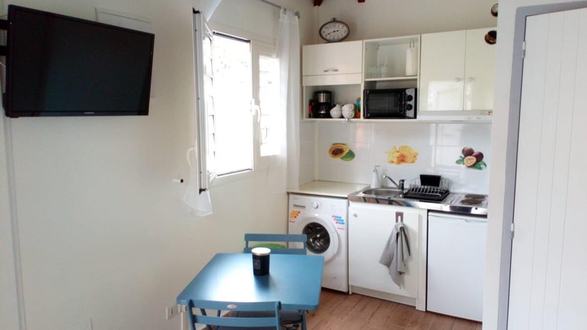Bungalow avec piscine partagée et vue jardin à Le Gosier - Photo 8