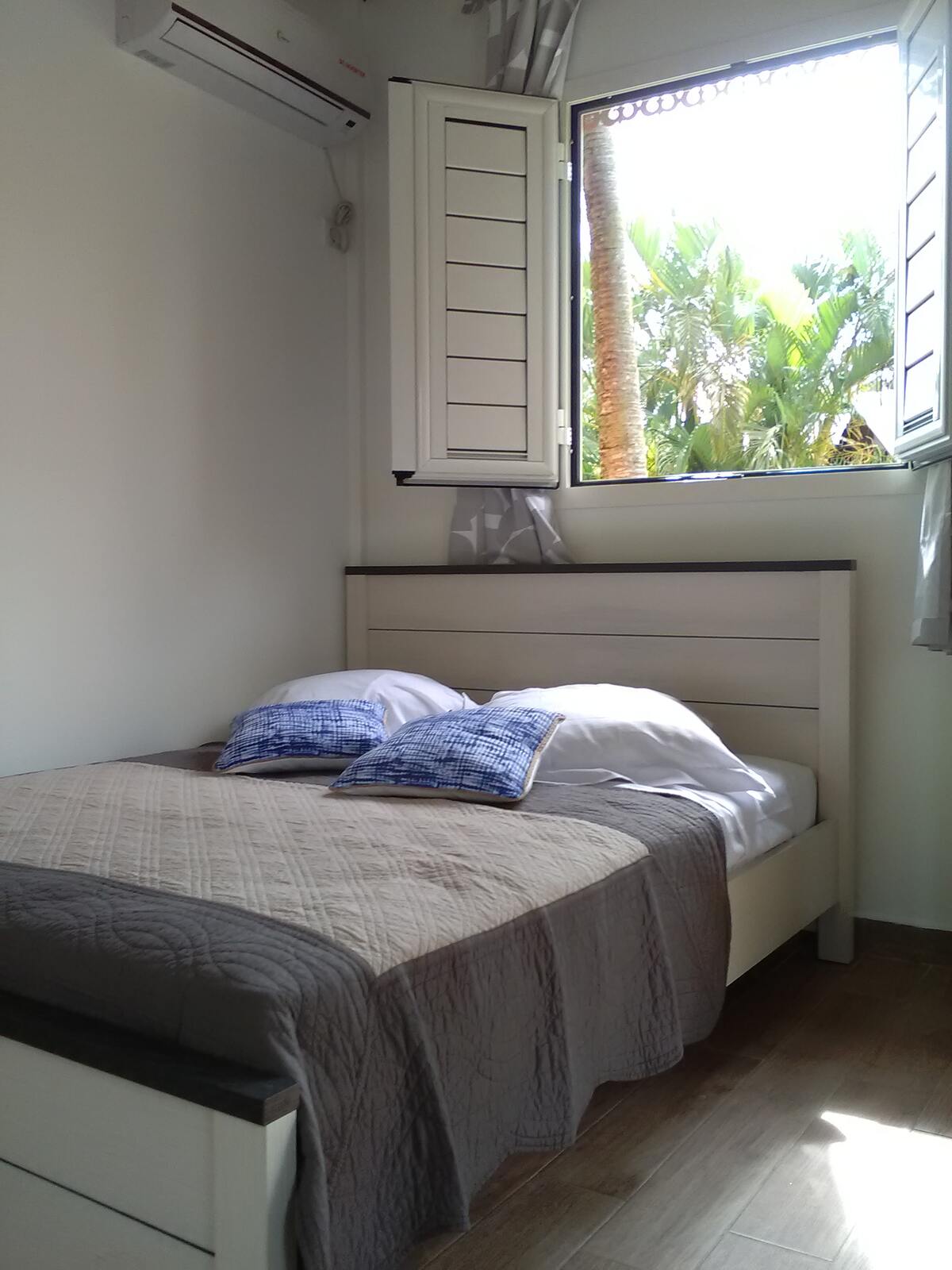 Bungalow avec piscine partagée et vue jardin à Le Gosier - Photo 11