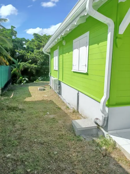 Maison familiale avec jardin au Vauclin, proche de la mer - Photo 4
