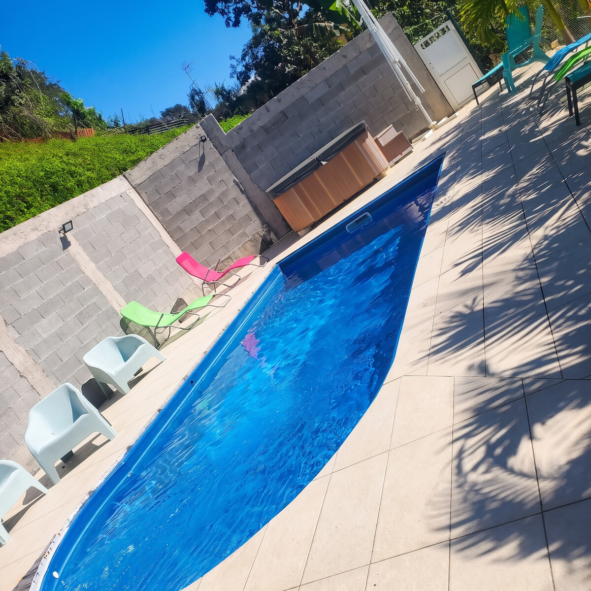Studio intime avec piscine et jacuzzi partagés au Gosier - Photo 13