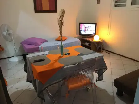 Appartement avec jardin et terrasse au Gosier, à 3 km de la plage : photo 3