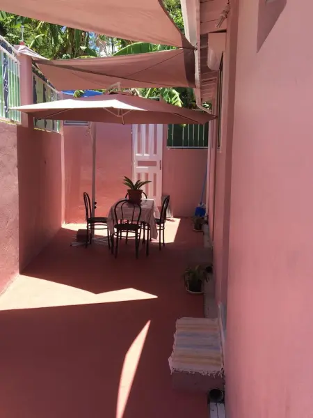 Appartement avec jardin et terrasse au Gosier, à 3 km de la plage : photo 5