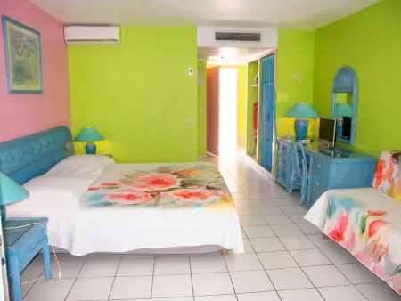 Studio avec balcon vue mer et plage à 30 m, Le Gosier : photo 4