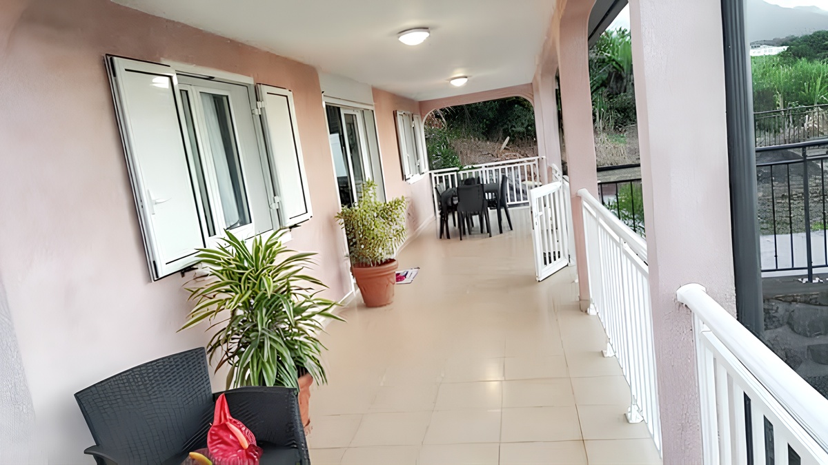 Villa 23 pers. à Saint-Benoît : piscine privée & vue mer - Photo 11