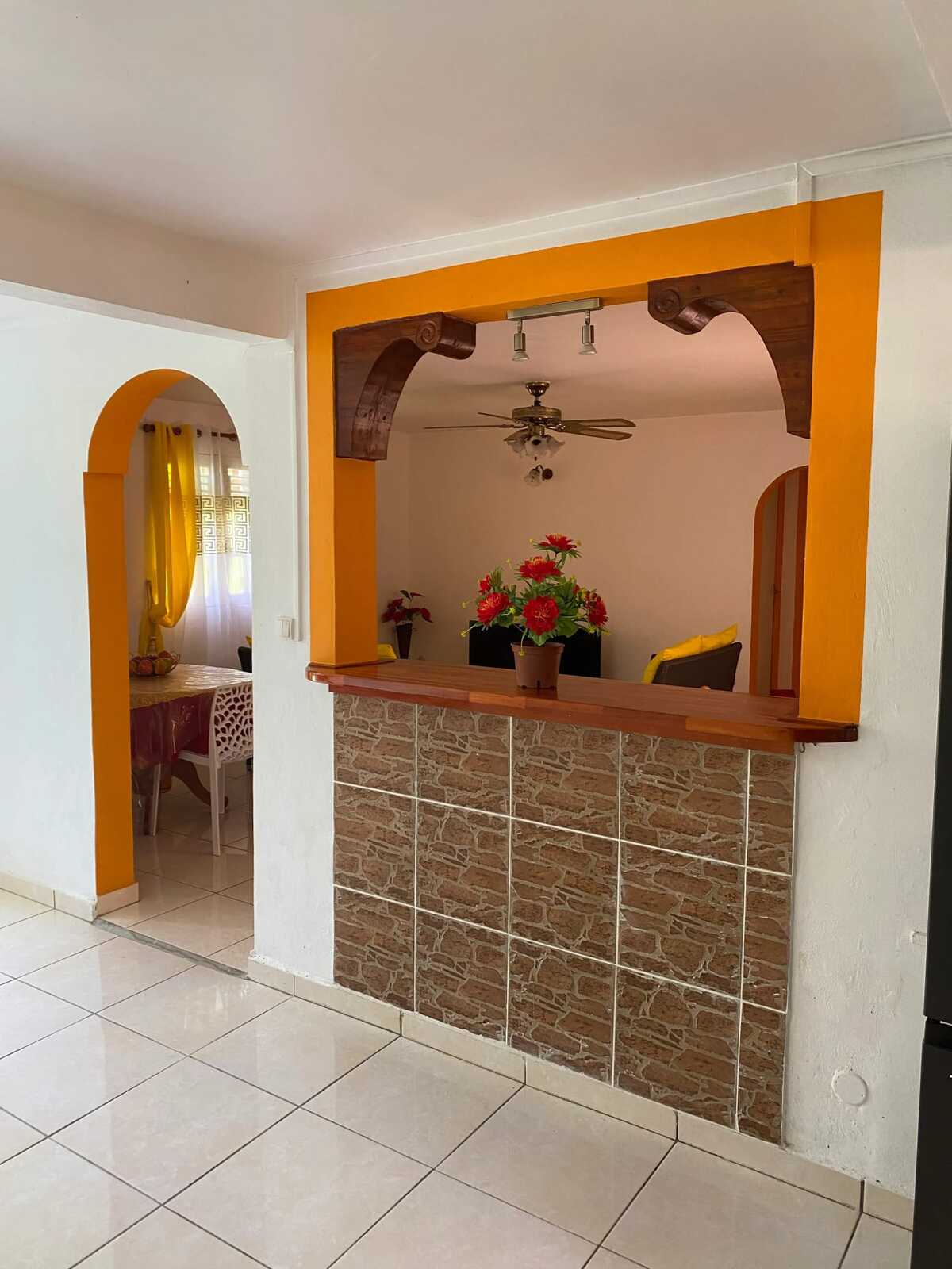 Maison 1 chambre à Baie-Mahault, jardin clos et parking - Photo 8