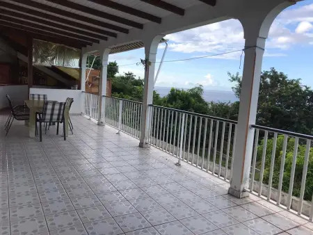 Maison avec vue mer, terrasse et jardin clos à Pointe-Noire : photo 18