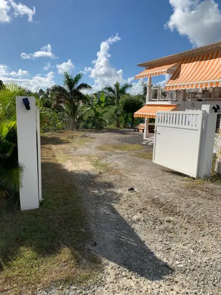 Maison charmante à Sainte-Anne avec piscine privée - Photo 12