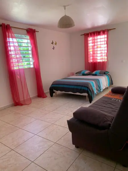 Maison charmante à Sainte-Anne avec piscine privée - Photo 16