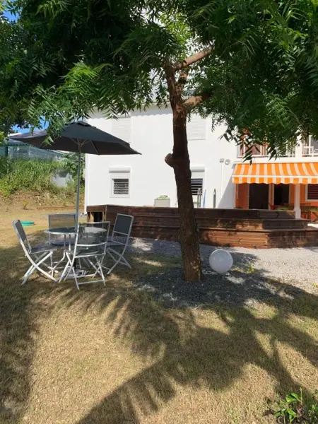 Maison charmante à Sainte-Anne avec piscine privée - Photo 19