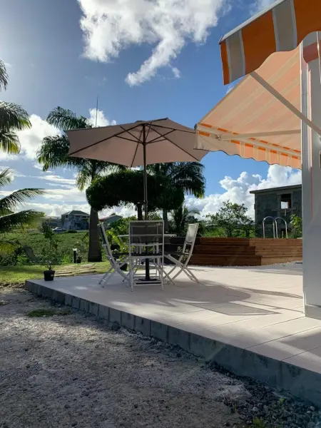 Maison charmante à Sainte-Anne avec piscine privée - Photo 24