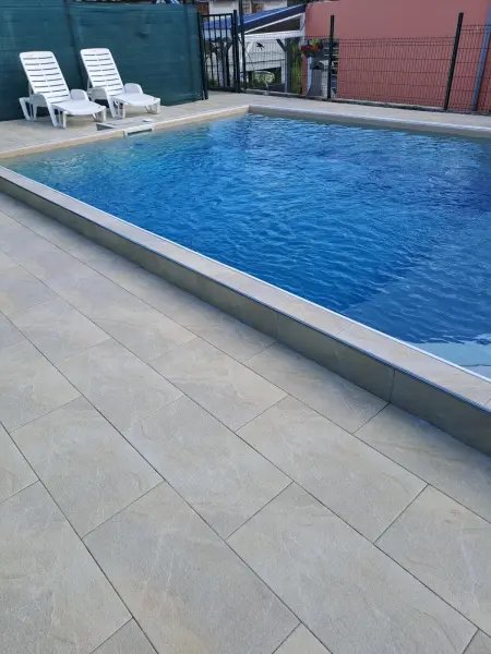 Maison charmante à Petit-Bourg avec piscine partagée - Photo 1