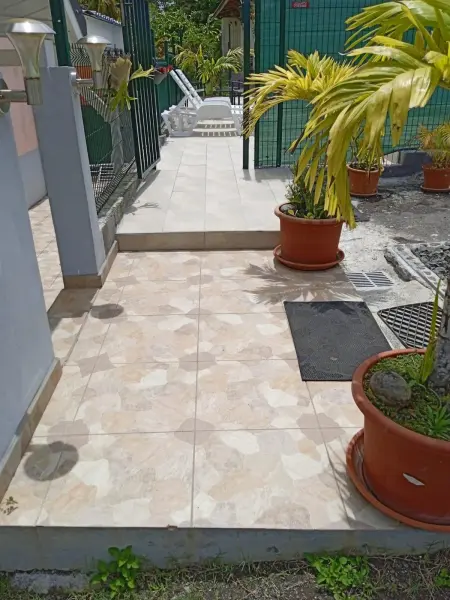 Maison charmante à Petit-Bourg avec piscine partagée - Photo 15