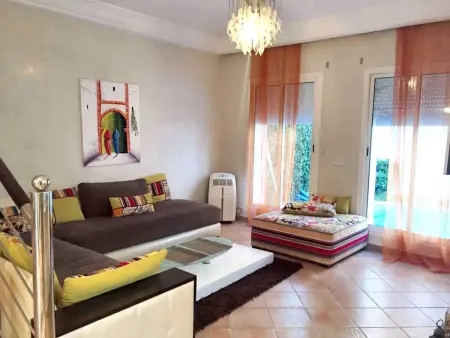 Villa avec piscine privée à Dar Bouazza, 4 chambres, 200 m de la plage : photo 5