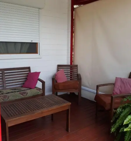 Location bungalow à Saint François, Bungalow charmant à Saint-François avec piscine partagée.