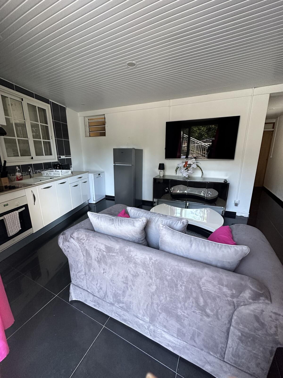 Appartement 60m² avec piscine à Sainte-Rose - Photo 2