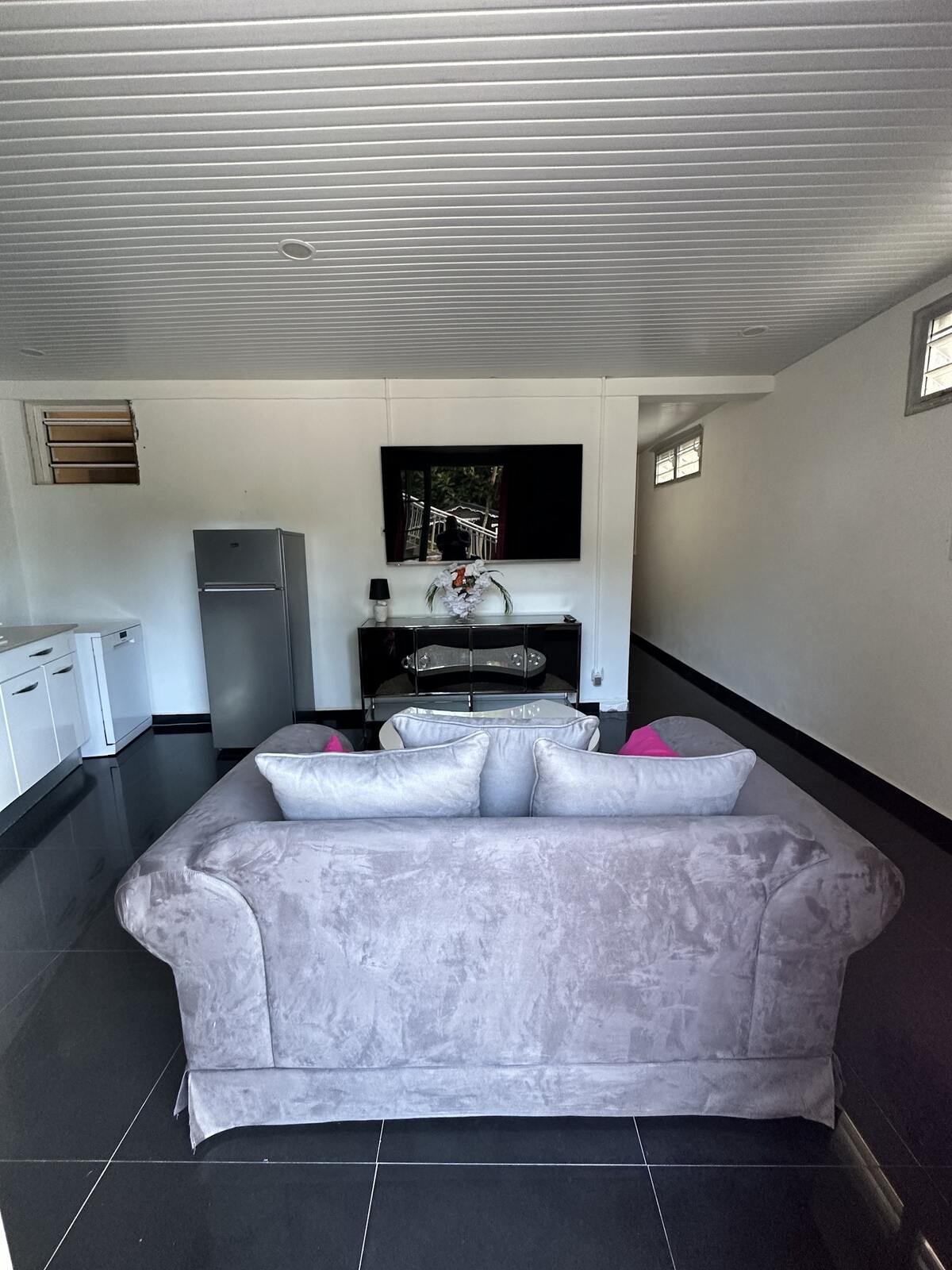 Appartement 60m² avec piscine à Sainte-Rose - Photo 3