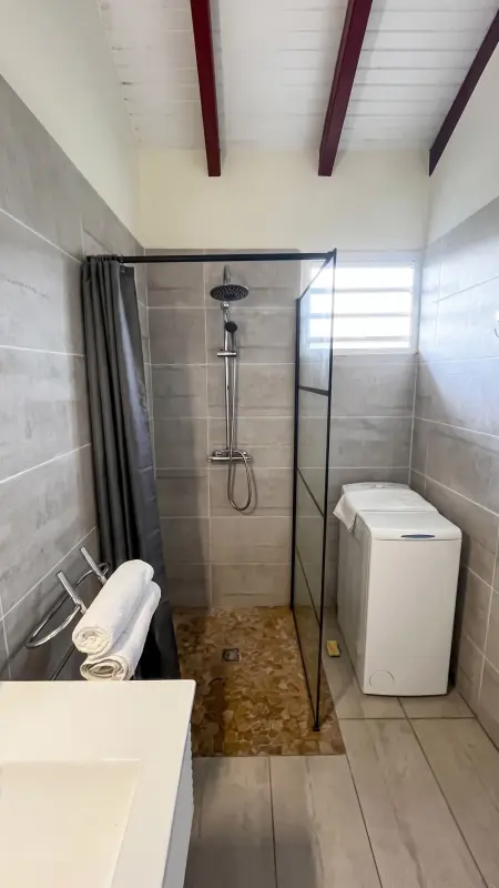 Appartement lumineux avec piscine partagée, Sainte-Anne, 75 m² - Photo 9