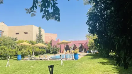 Villa avec piscine privée et vue montagne à Marrakech : photo 4