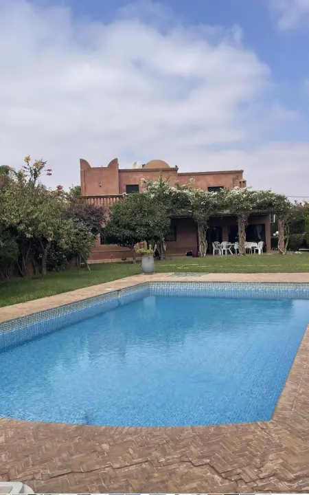 Villa avec piscine privée et vue montagne à Marrakech : photo 17