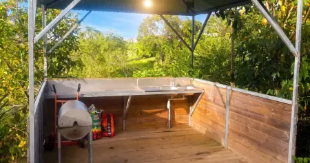 Bungalow 2 chambres avec piscine partagée au Robert, Martinique : photo 2