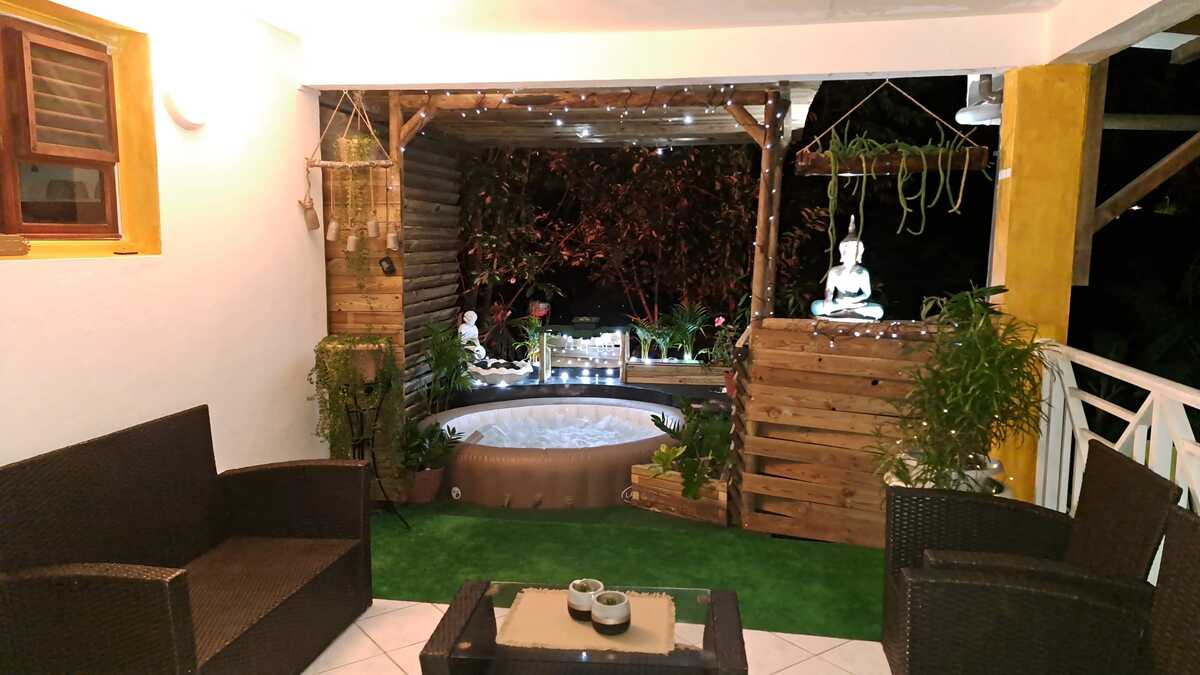 Maison avec jacuzzi et vue montagne au Vauclin, Martinique - Photo 1
