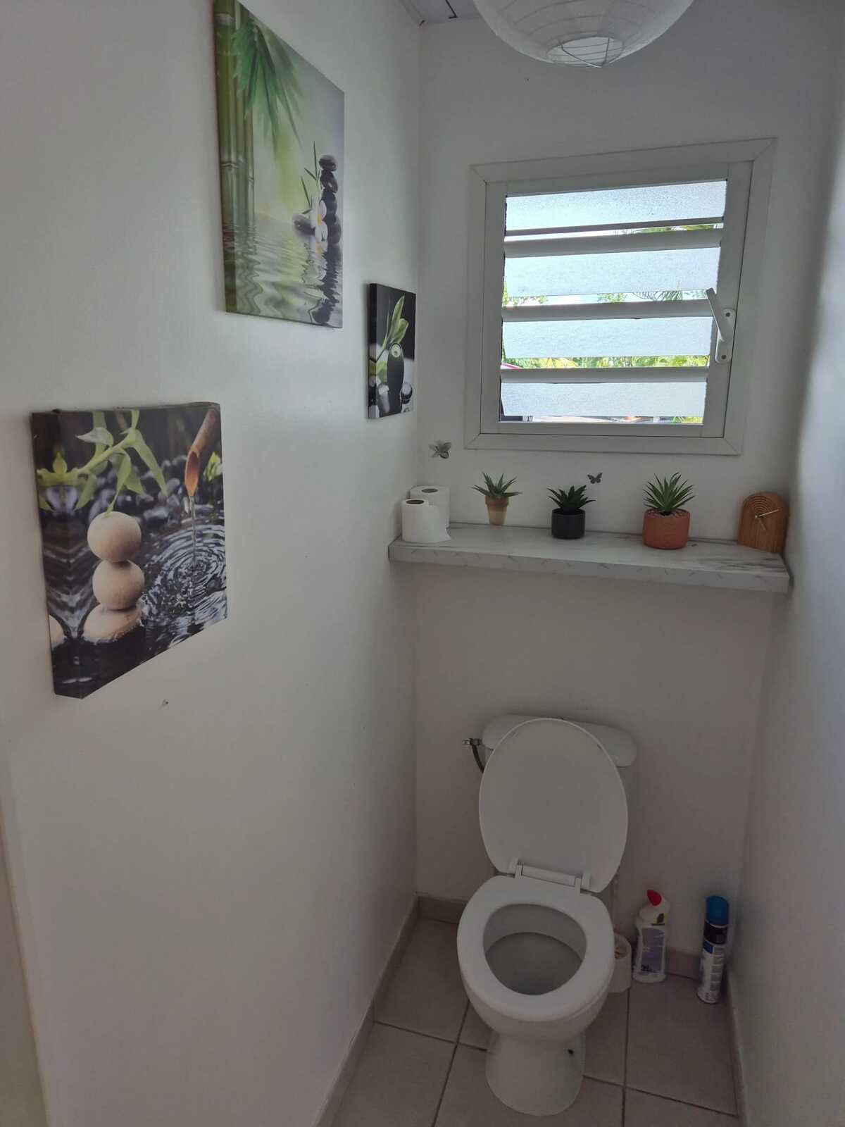 Maison 58 m² à Sainte-Anne, jardin clôturé et pergola - Photo 17