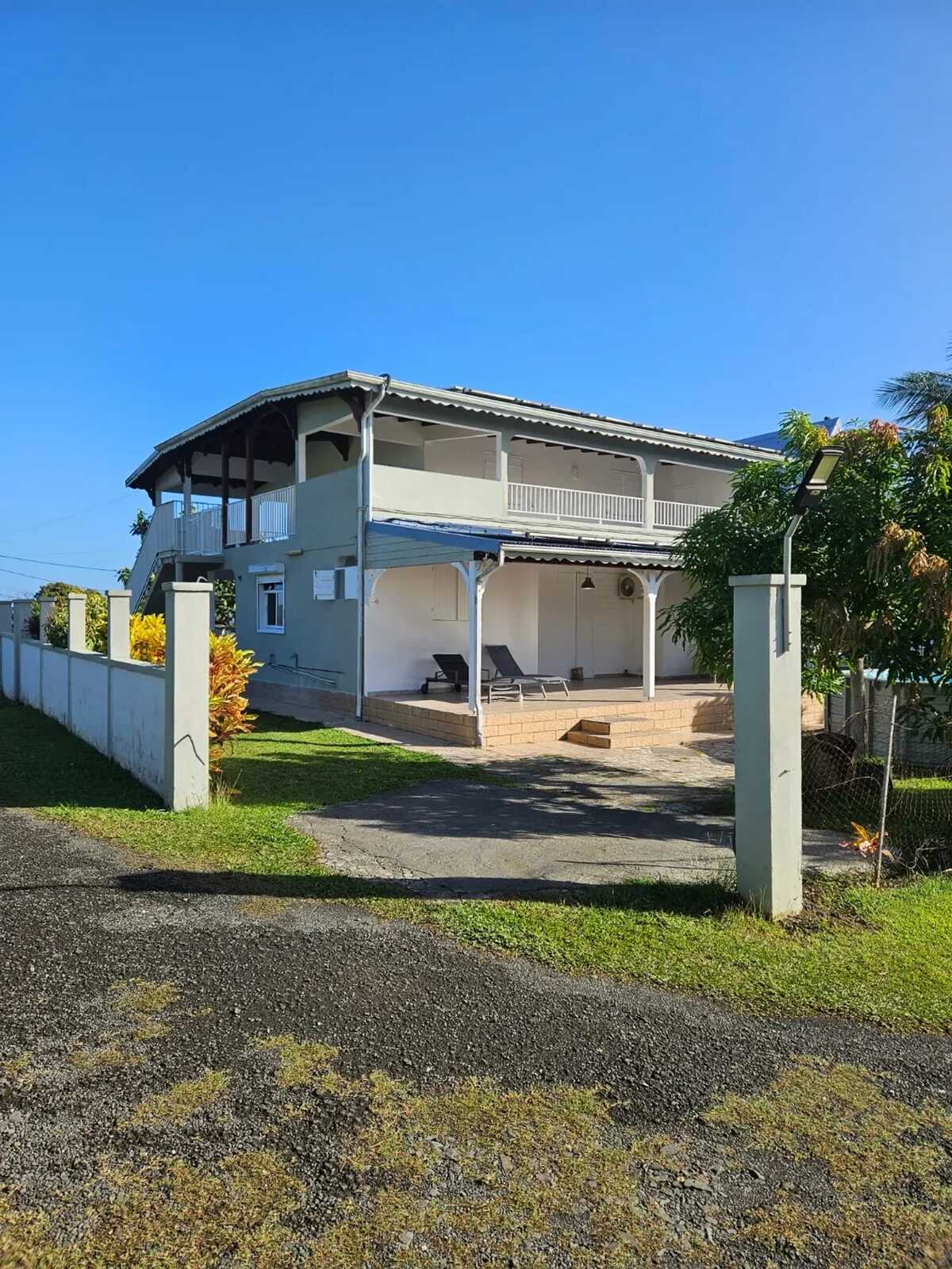 Maison 200m² à Lamentin, vue mer et montagnes - Photo 19
