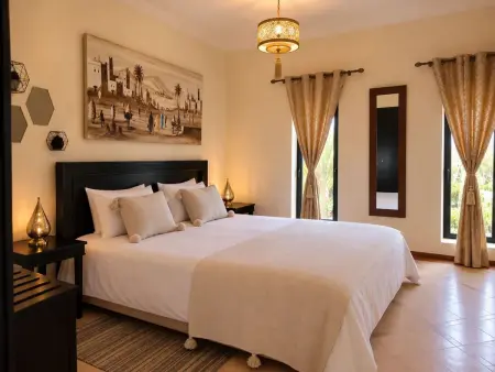 Villa avec deux piscines et 9 chambres à Ouled Hassoune, Marrakech : photo 10