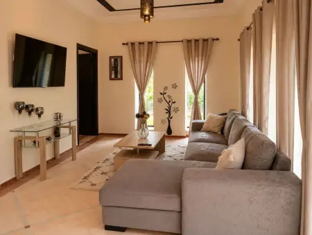 Villa avec deux piscines et 9 chambres à Ouled Hassoune, Marrakech : photo 29