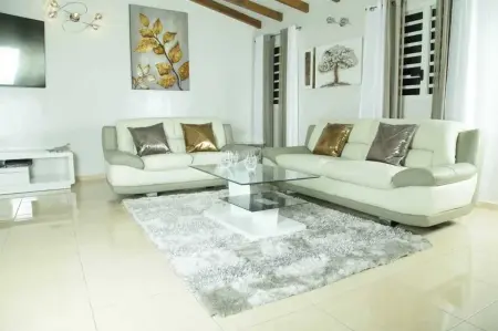 Appartement charmant à Sainte Anne 42 m² + Piscine partagée - Photo 4