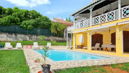 Location appartement à Les Trois Îlets