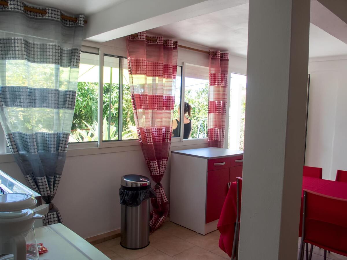 Studio 20 m² avec terrasse et vue jardin à Schoelcher - Photo 2