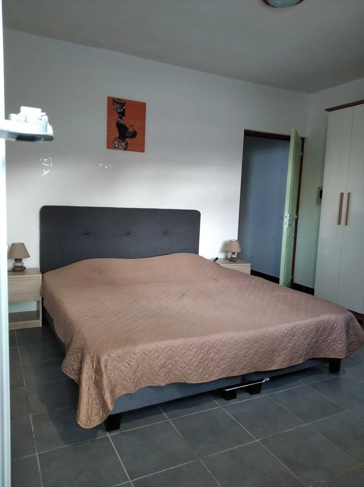 Appartement 2 chambres avec balcon à Sainte Suzanne - Photo 5