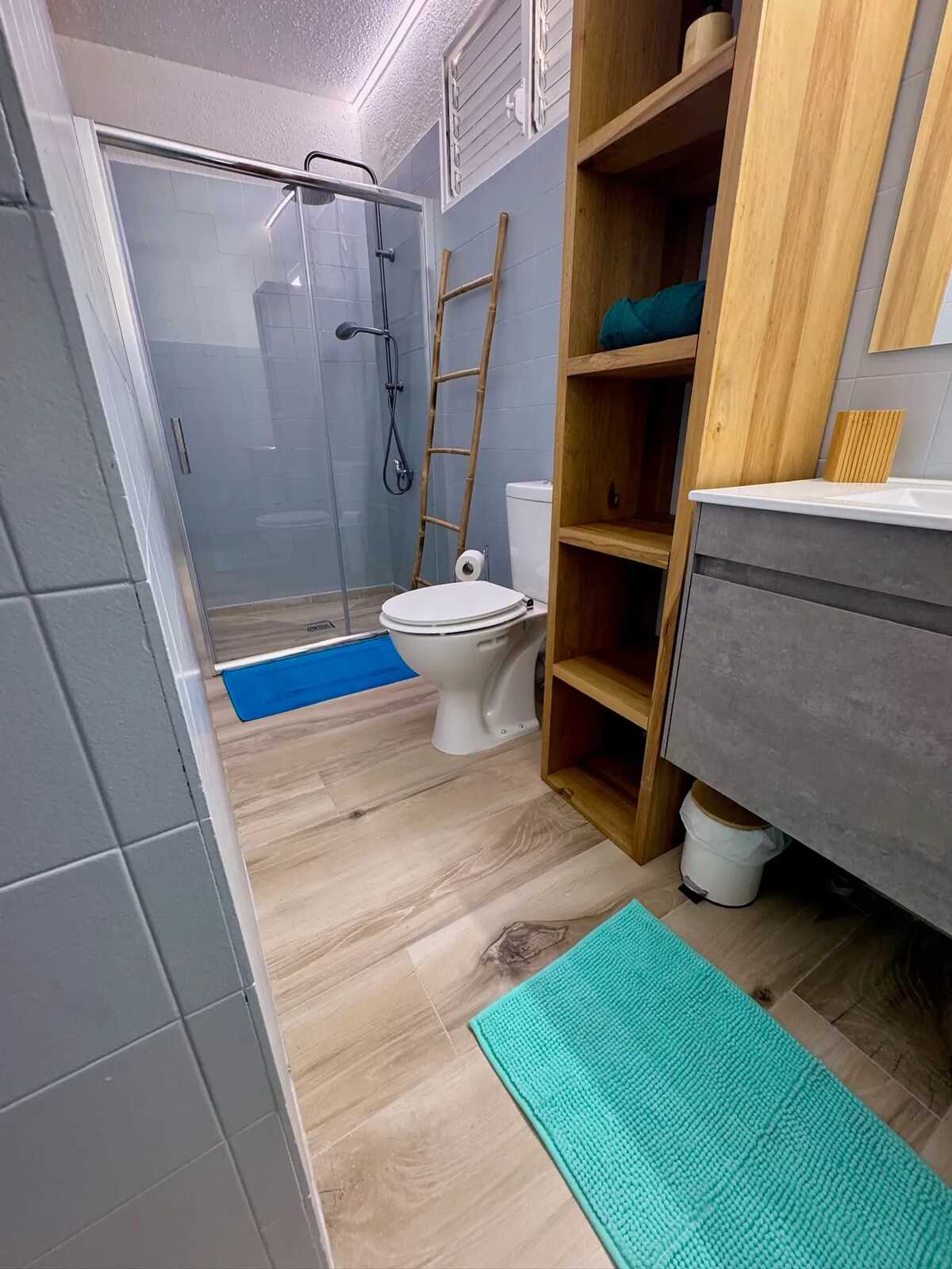 Maison vue mer à Les Trois-Îlets, 2 chambres, entrée privée - Photo 8