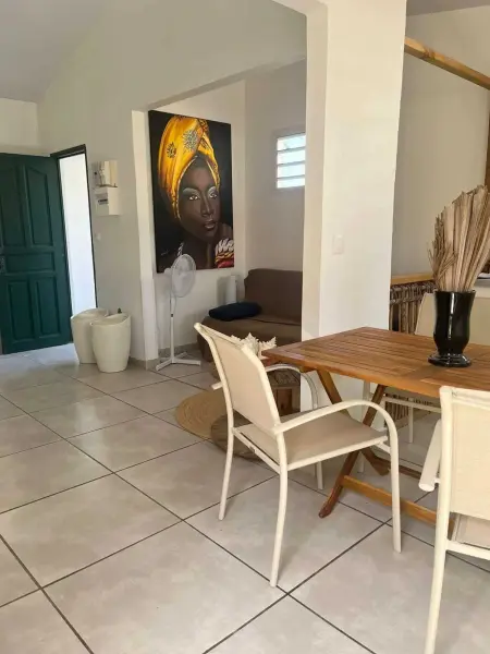 Charmante maison au Vauclin avec terrasse et vue sur jardin - Photo 1