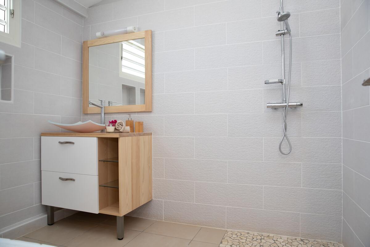 Appartement 74 m² avec spa à Sainte-Anne - Photo 16