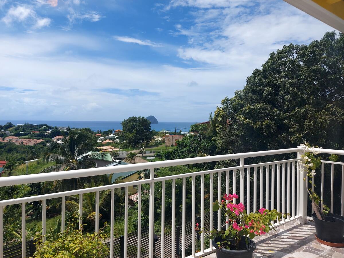 Maison charmante à Le Diamant avec vue sur mer et jardin - Photo 1
