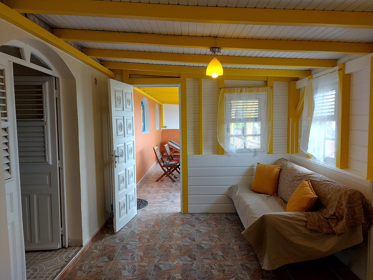 Maison charmante à Le Diamant avec vue sur mer et jardin - Photo 3