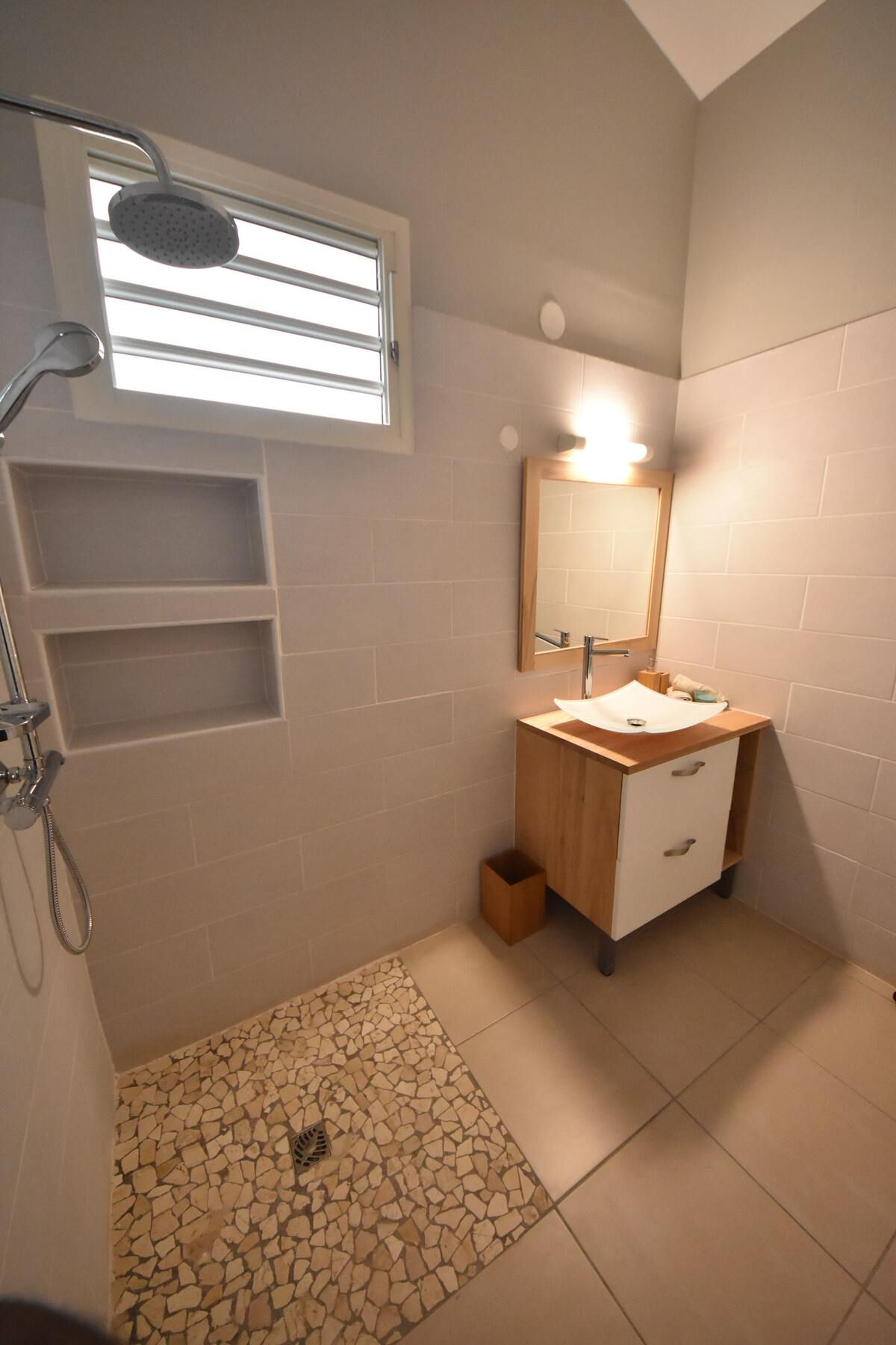 Maison 80 m² spa et sauna à Sainte-Anne - Photo 8