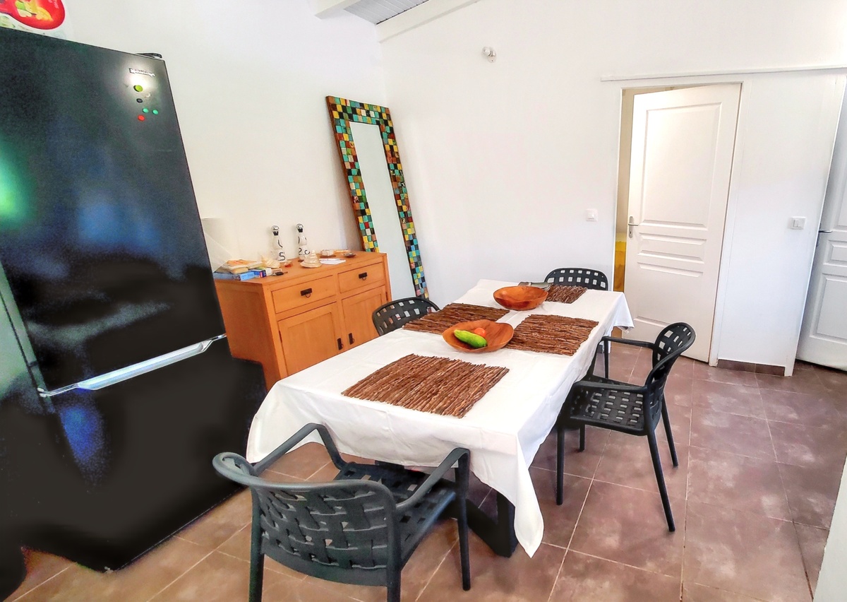 Appartement 65 m² à Sainte-Rose, terrasse barbecue et jardin - Photo 12