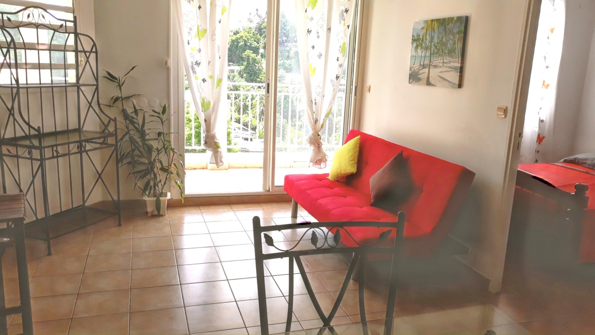 Appartement 56 m² avec terrasse aux Abymes - Photo 2