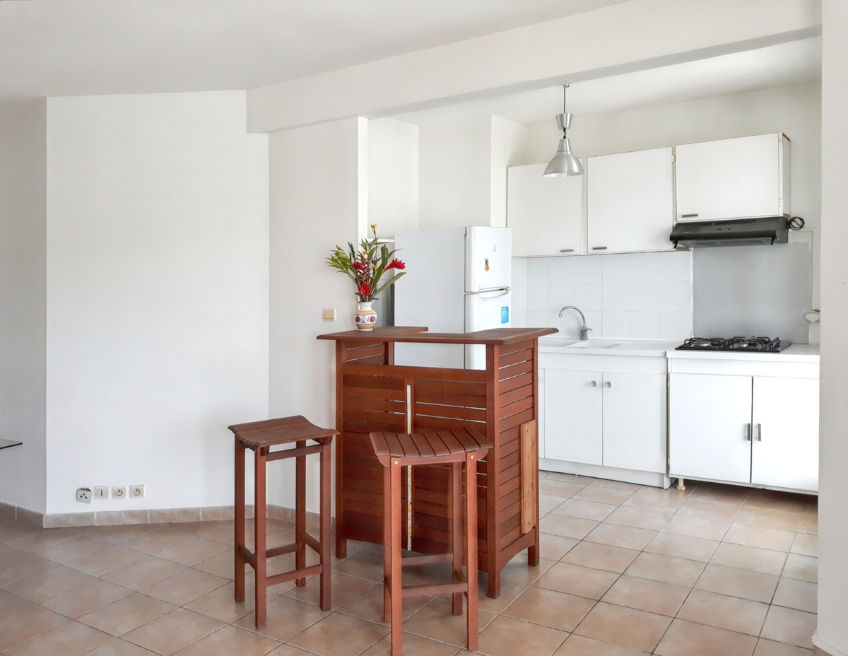 Appartement 56 m² avec terrasse aux Abymes - Photo 3