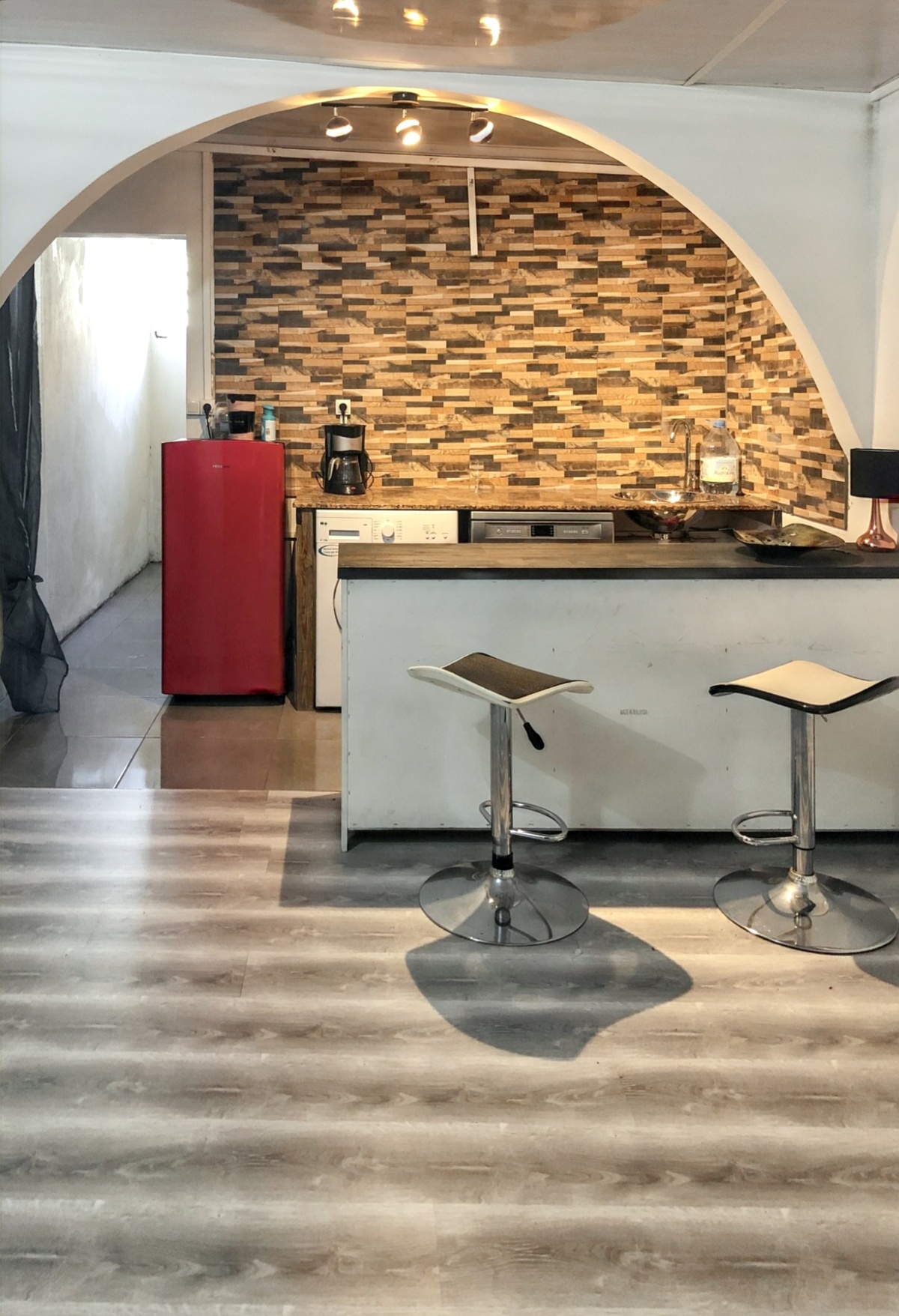 Studio 30 m² avec jardin clôturé à Saint-Pierre - Photo 3