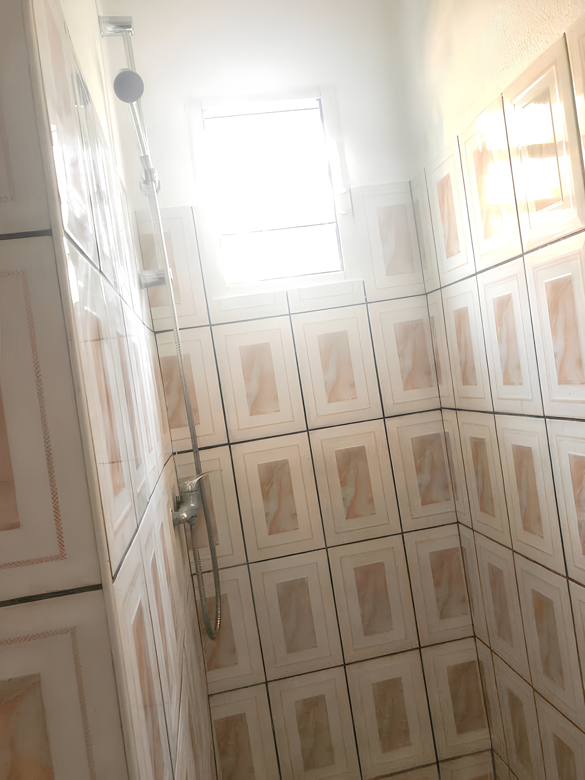 Studio 30 m² avec jardin clôturé à Saint-Pierre - Photo 5