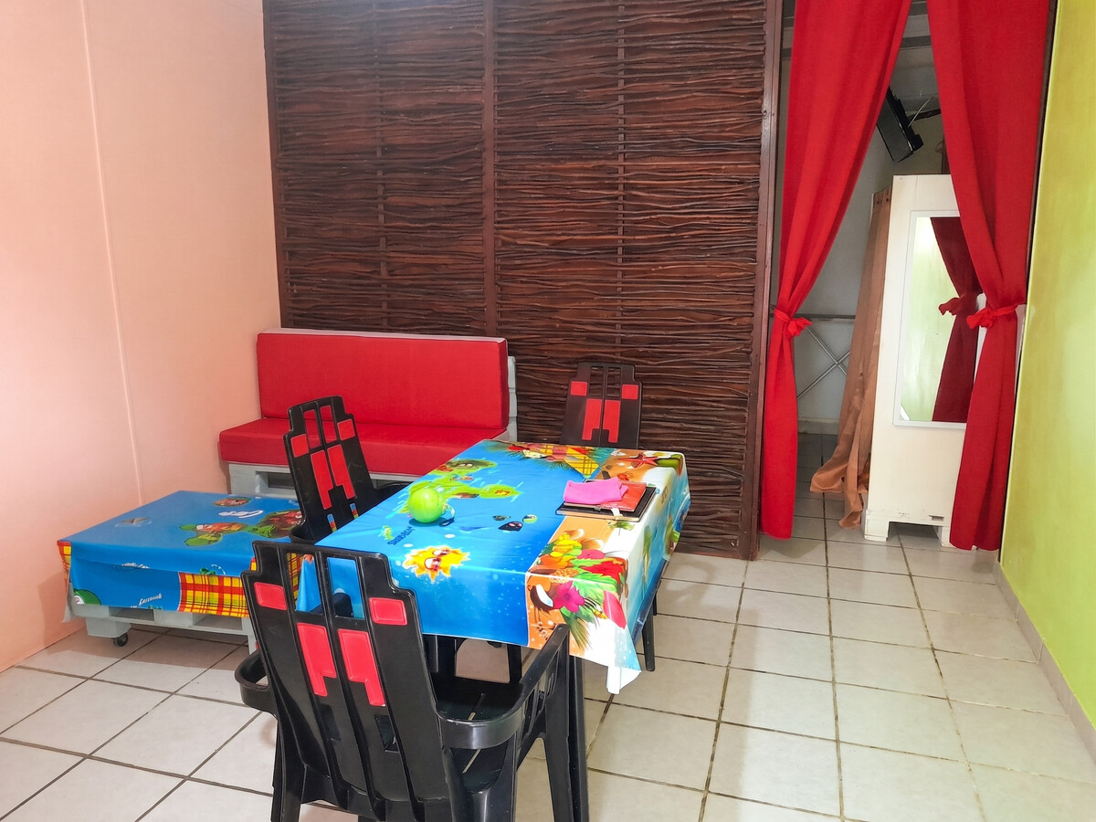 Studio climatisé avec entrée privée à Capesterre-de-Marie-Galante - Photo 11