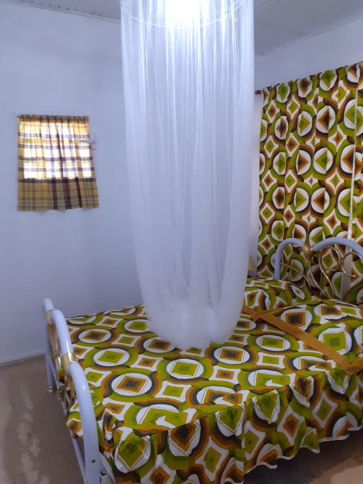 Maison 85 m² jardin clôturé + parking à Basse-Terre - Photo 2