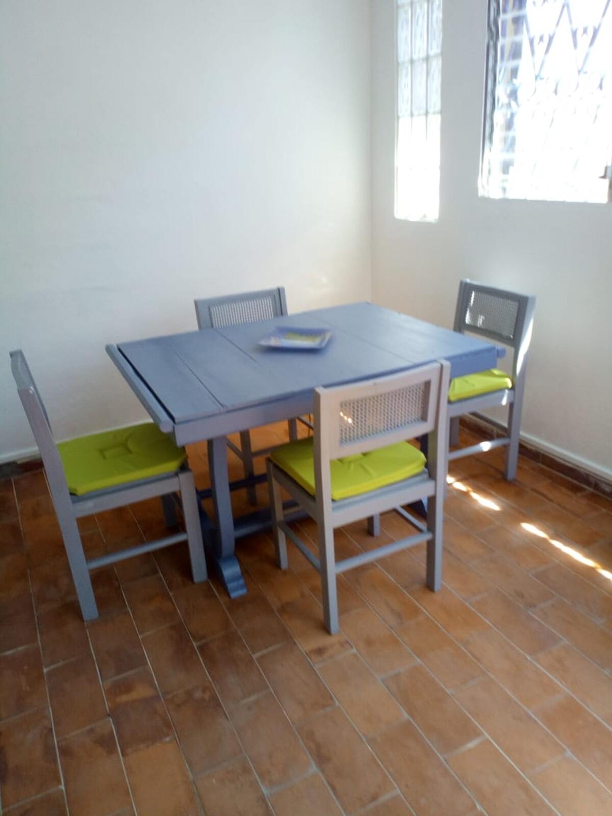 Maison 85 m² jardin clôturé + parking à Basse-Terre - Photo 9