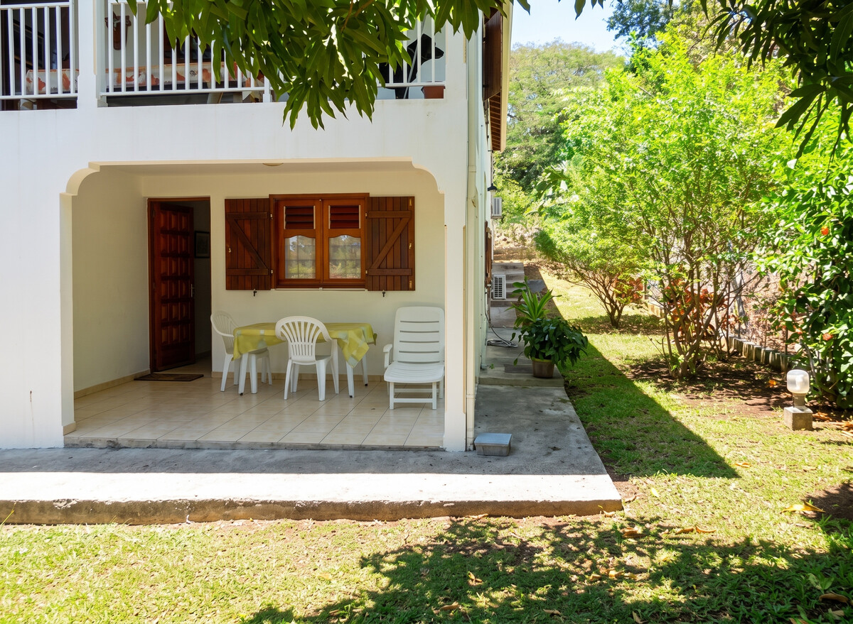 Appartement Sainte-Anne, terrasse jardin et parking - Photo 1