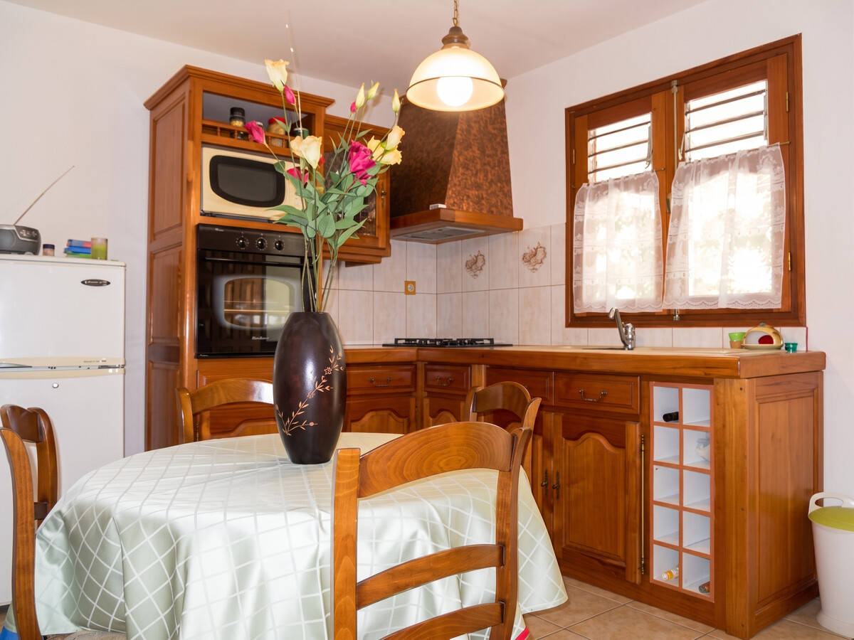 Appartement Sainte-Anne, terrasse jardin et parking - Photo 2