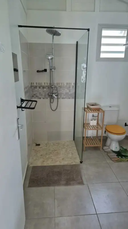 Villa romantique à Sainte-Anne avec piscine privée - Photo 9